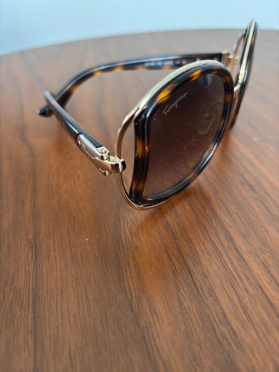 Salvatore Ferragamo Women\'s Sunglasses in tortoise and gold